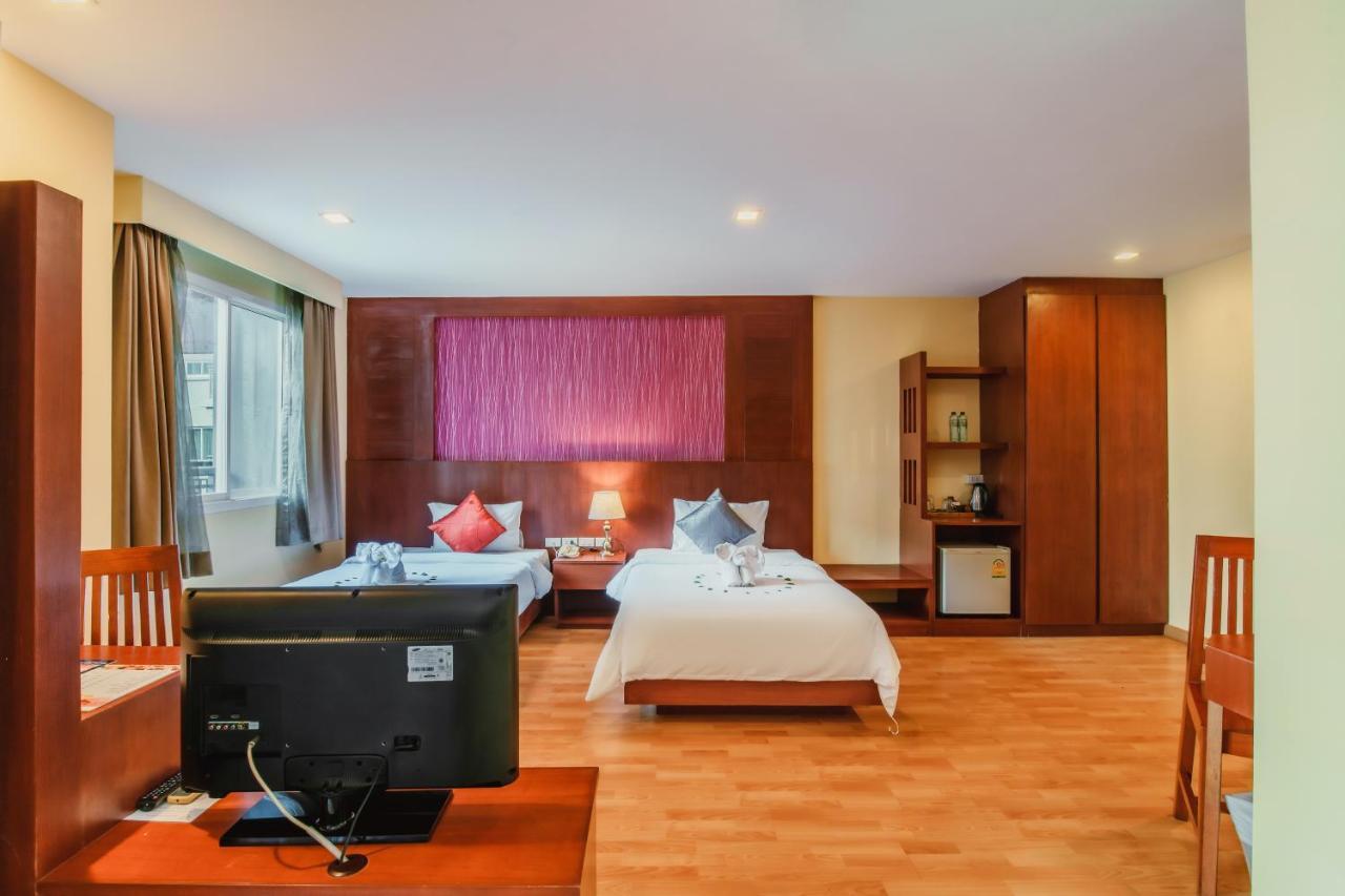 Elite Suites Patong By Bauman Residence Esterno foto
