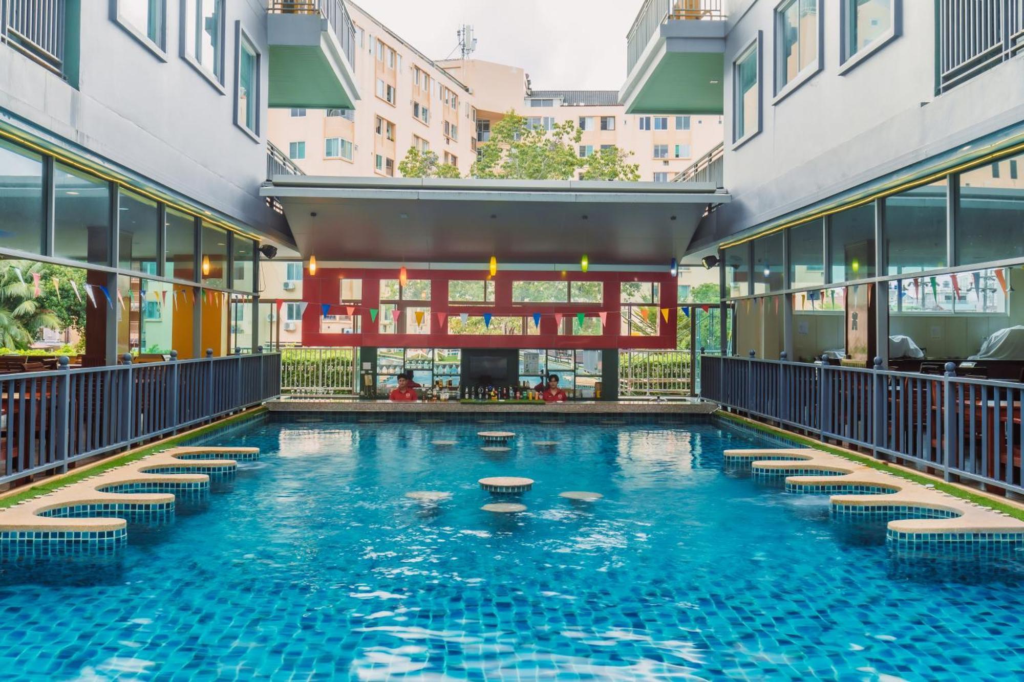 Elite Suites Patong By Bauman Residence Esterno foto