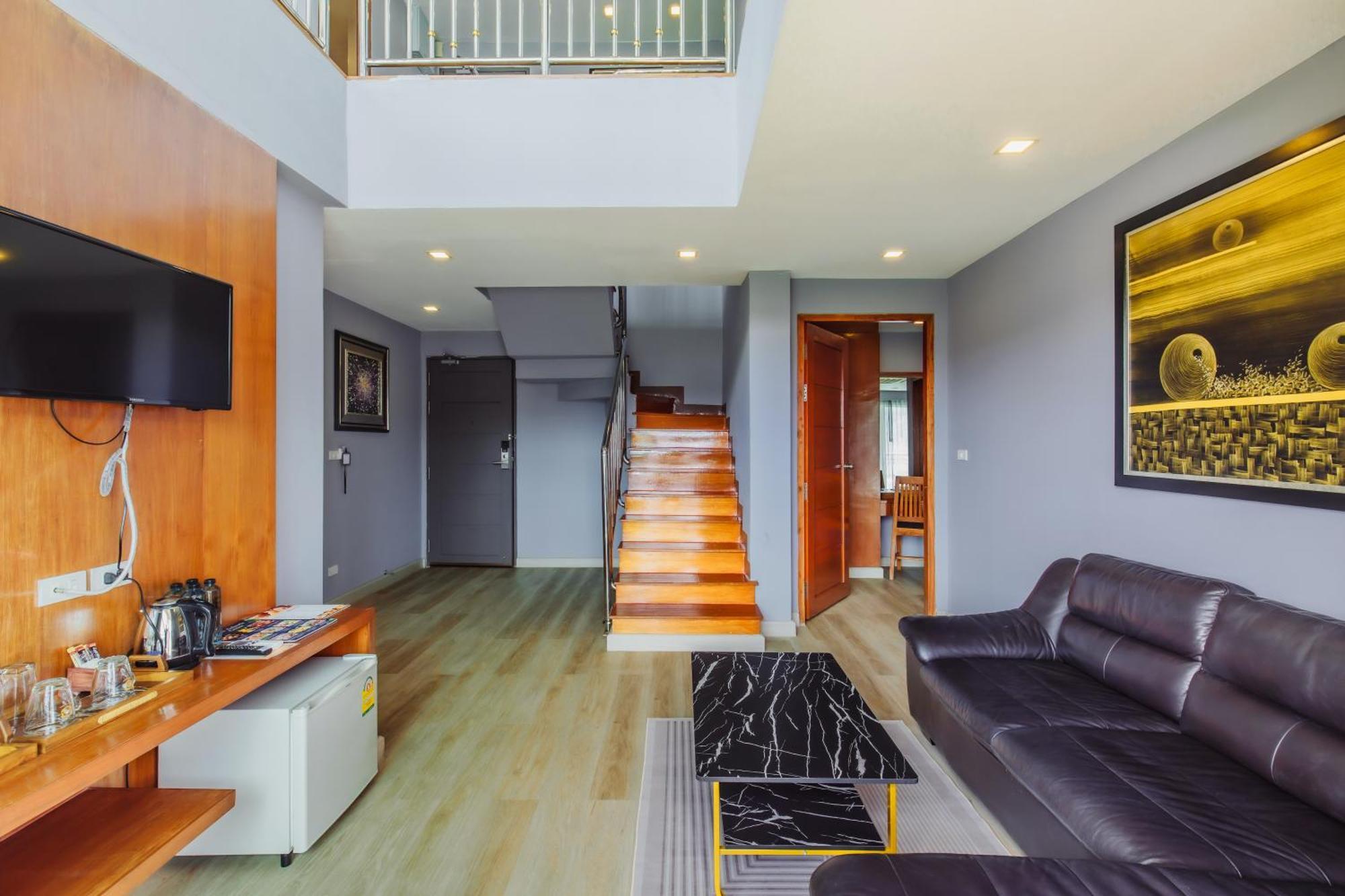 Elite Suites Patong By Bauman Residence Esterno foto