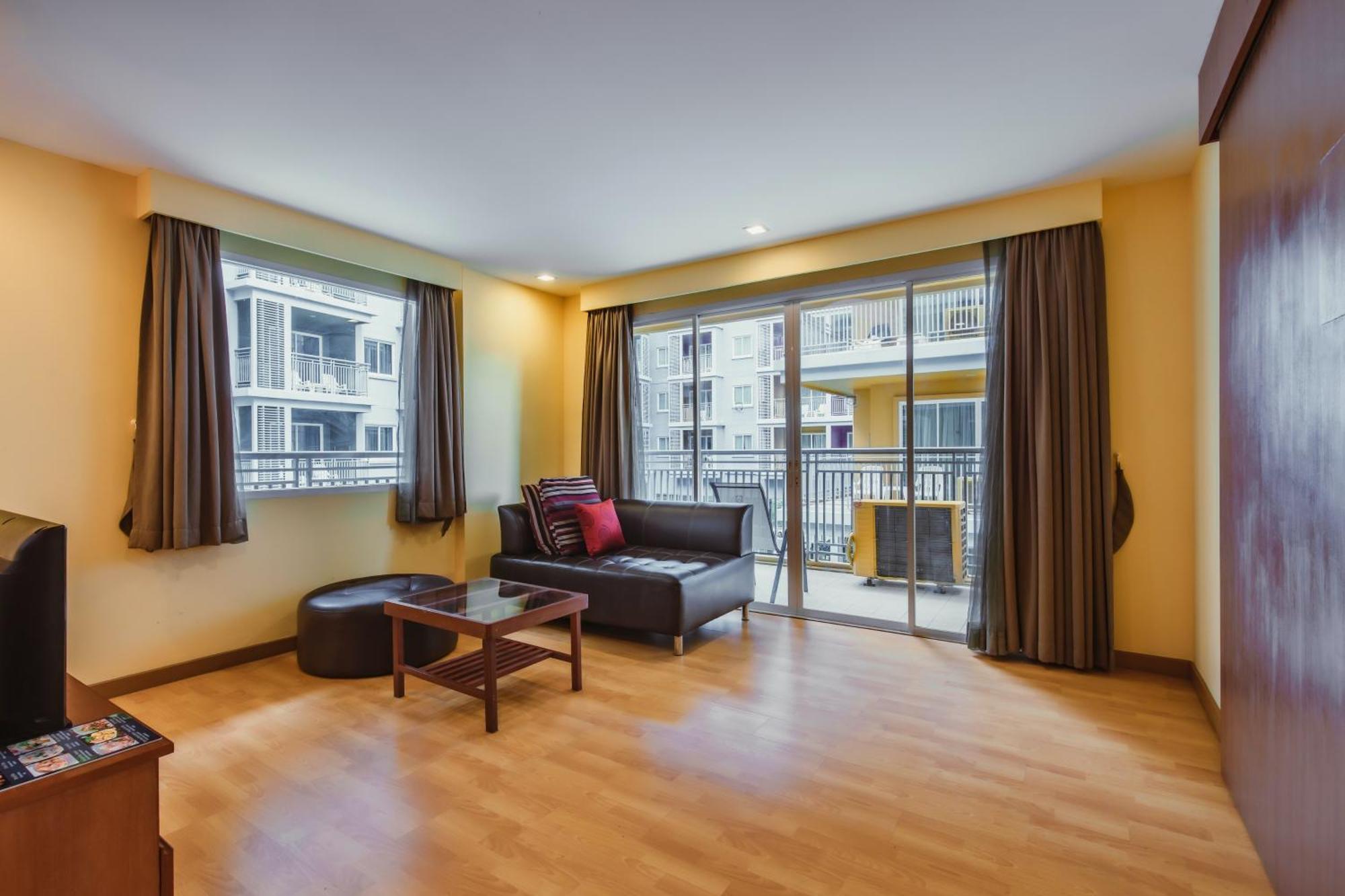 Elite Suites Patong By Bauman Residence Esterno foto